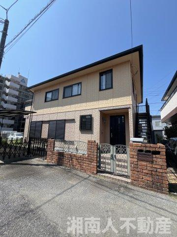 平塚市田村1丁目　戸建の外観|外観は落ち着いています