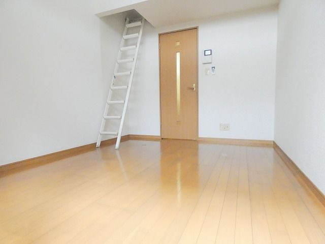 マリーコーポⅡの居間・リビング