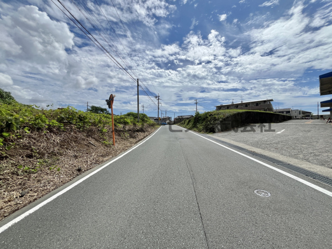 【前面道路含む現地写真】 | 磐田市一言　住宅用地 | 前面道路及び現地写真
