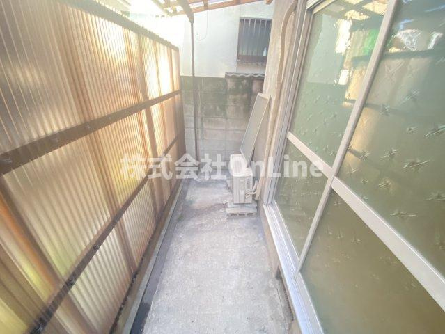 八尾市長池町４丁目の賃貸マンションのバルコニー
