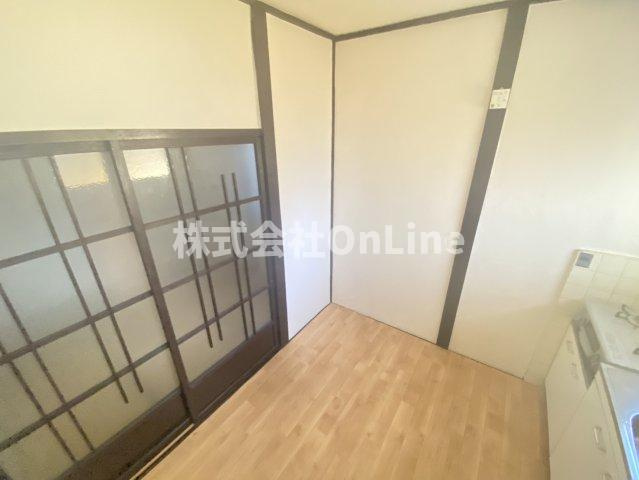 八尾市長池町４丁目の賃貸マンションの居間・リビング