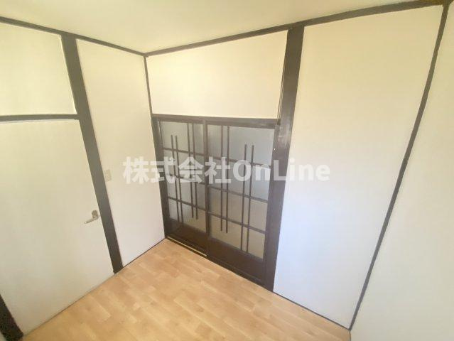 八尾市長池町４丁目の賃貸マンションの内装