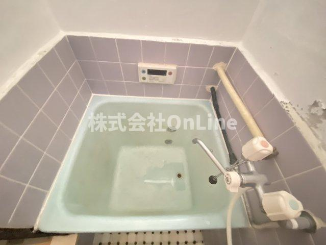 八尾市長池町４丁目の賃貸マンションの浴室