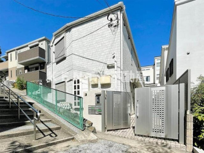 【外観】 | テラスハウス山王 | おしゃれな外観です