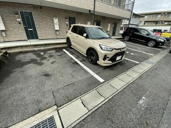 セントラル弘栄　　　刈谷市近郊の賃貸はクラスホームの駐車場