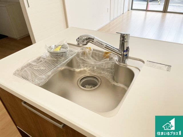 大津市錦織　第1期　新築一戸建ての設備|洗い物も楽にできる、広々シンク！