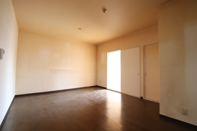 【居間・リビング】 | ドミール仲谷2号館