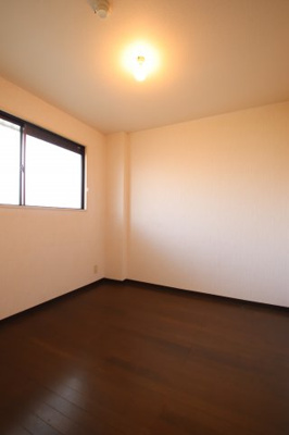 【洋室】 | ドミール仲谷2号館