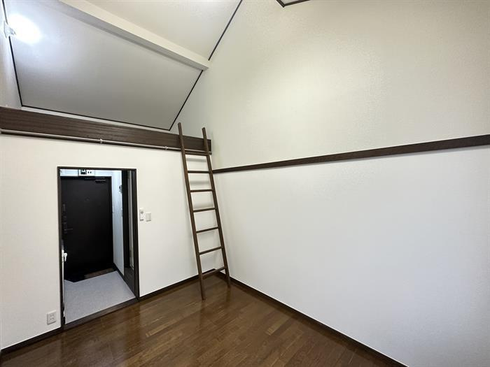 川崎市多摩区菅３丁目のアパートの寝室