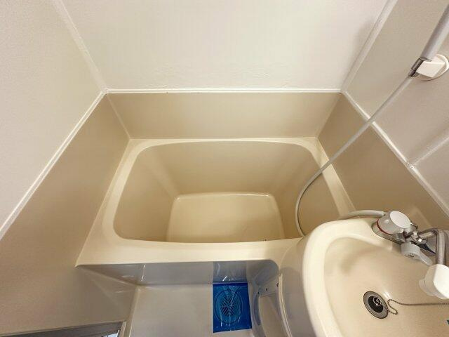 川崎市多摩区菅３丁目のアパートの浴室