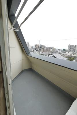フレンズ東古松のバルコニー