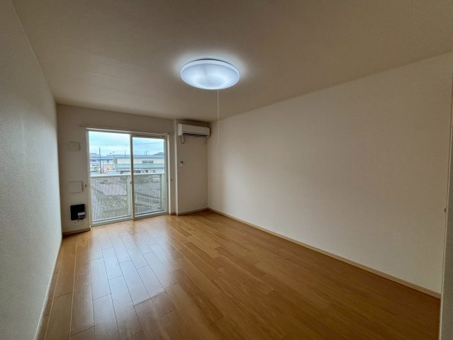 サン　クレメントCの居間・リビング