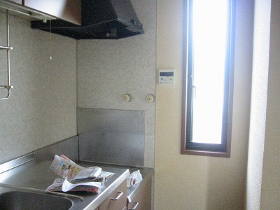 遠野市早瀬町２丁目のアパートのキッチン