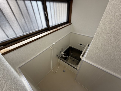 【浴室】 | 藤が丘2丁目戸建 | ◆コンパクトですが清潔感のあるお風呂です