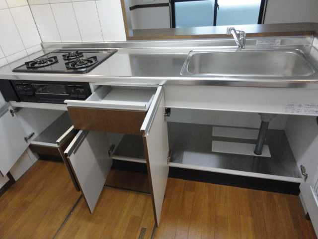 ラビエールⅡの収納|流し台下部収納