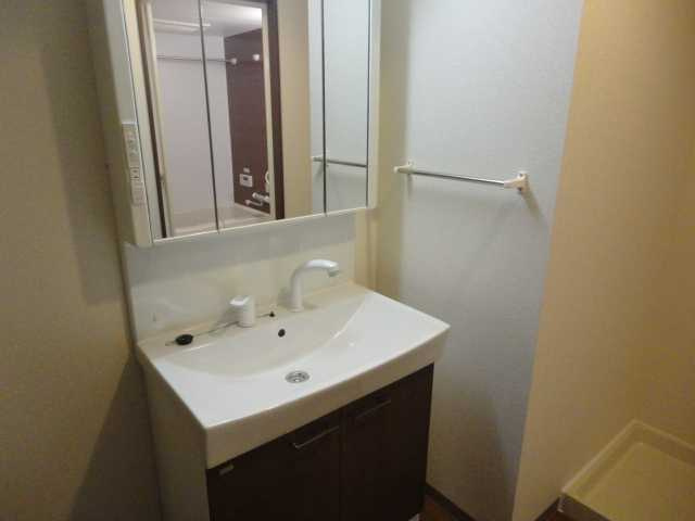 ラビエールⅡの洗面所|洗髪洗面化粧台