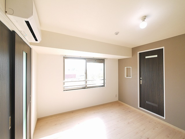 グランスター大宮の居間・リビング