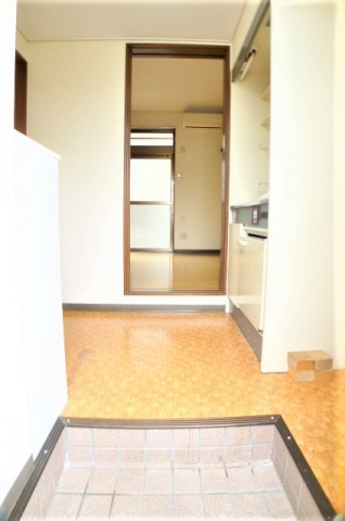 ファーストレジデンスの玄関