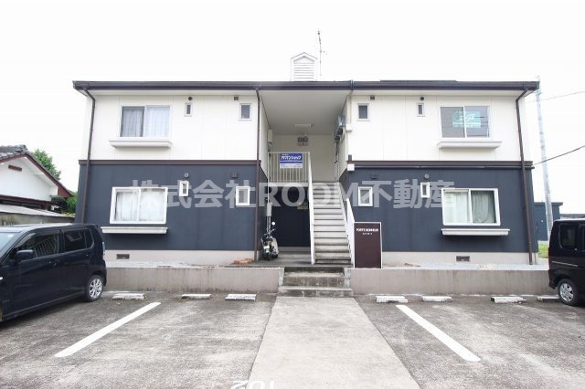 ポルトボヌール(PORTE-BONHEUR)の外観