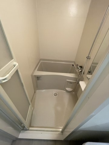 ファーストフィオーレ東灘の浴室|日々の疲れを癒すお風呂付です