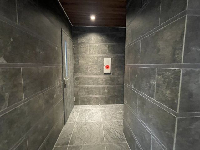 ファーストフィオーレ東灘のエントランス|建物の内部です