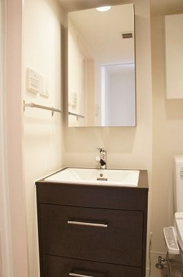 リブリ・ディファレントの独立洗面台