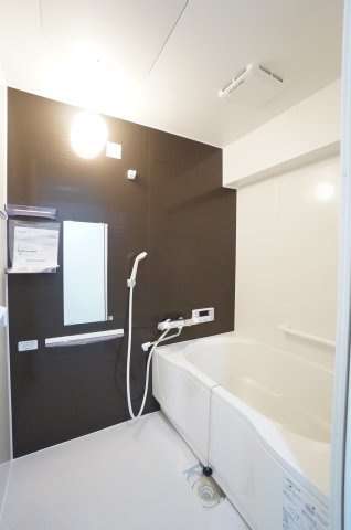 エスポア常滑 3階の浴室