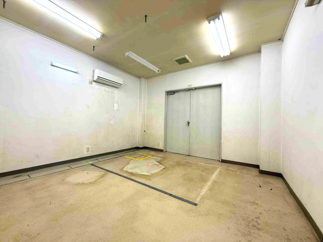 ６５８７６　岐阜市太郎丸北郷 事業用のその他