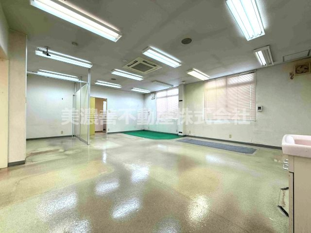 ６５８７６　岐阜市太郎丸北郷 事業用のその他