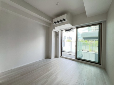 【居間・リビング】 | コンフォリア・リヴ大阪本町