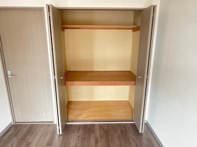 コーポあすかⅠの収納|南東洋室収納