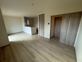 【居間・リビング】 | 川越市中台3丁目　新築分譲　「川越駅」徒歩30分　【福原小学区】