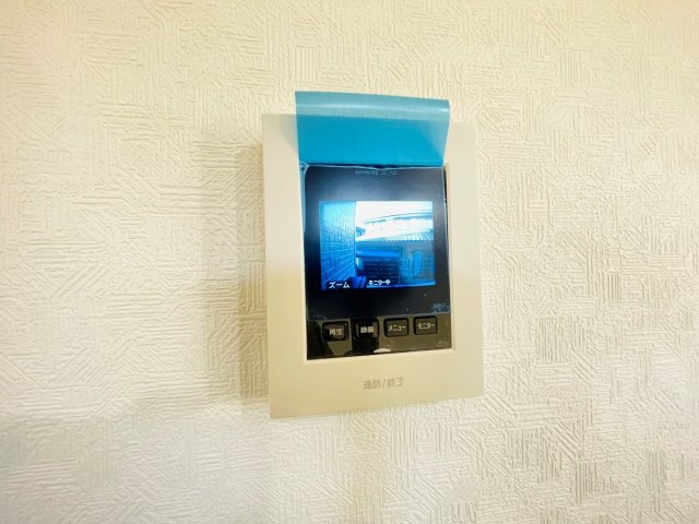 岡崎市本宿台第2　新築分譲住宅　全5棟　5号棟のセキュリティ|モニター付きインターホンで来客対応も安心です♪