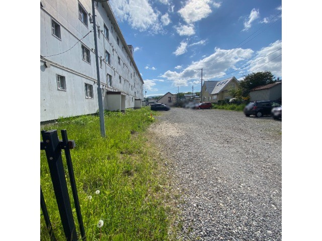 エルストファーゼ常盤Ⅱの駐車場