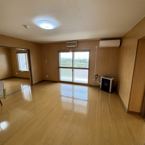 エルストファーゼ常盤Ⅱの居間・リビング