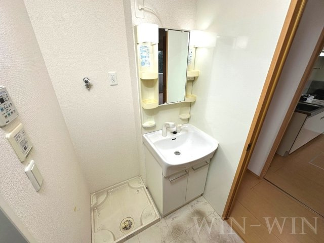 セジュールオッツSからさわの独立洗面台