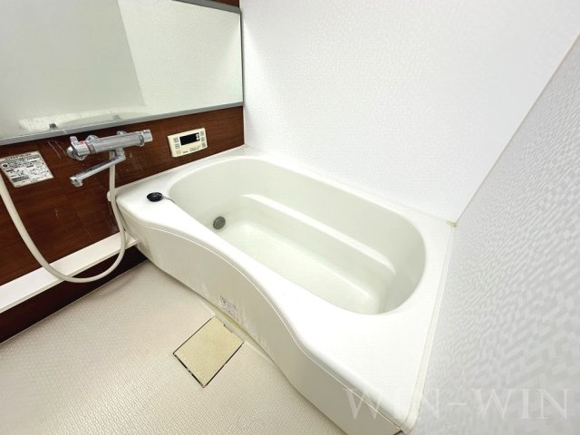 セジュールオッツSからさわの浴室