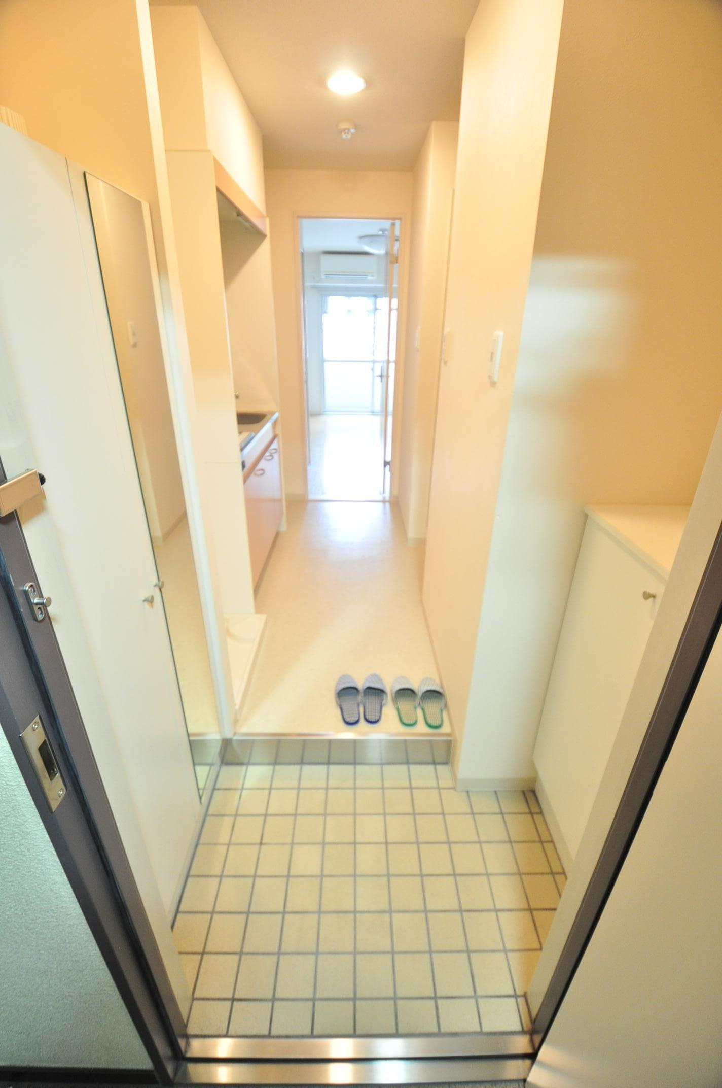 大阪市都島区高倉町１丁目の賃貸マンションの玄関