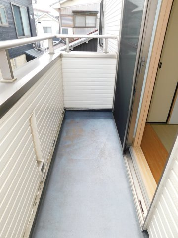 名古屋市西区清里町の中古一戸建のバルコニー|◇バルコニー◇　　南面で陽当たり良好♪　北面にもバルコニー付き♪