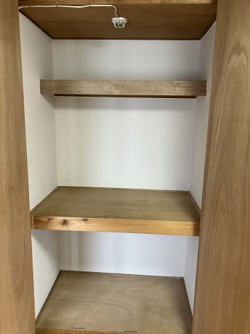 山田ビルの収納