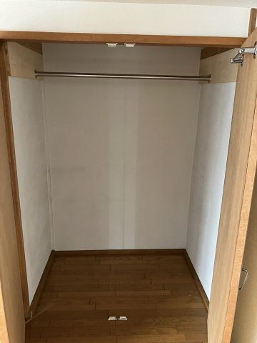 山田ビルの収納