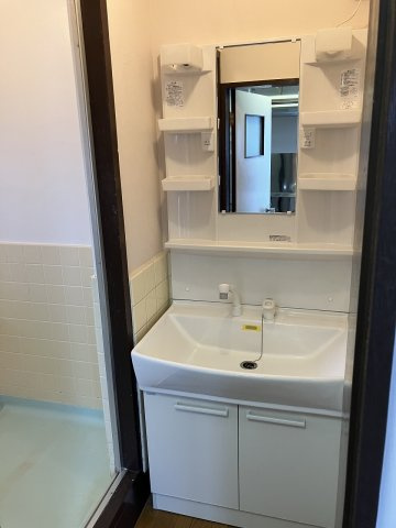 山田ビルの洗面所