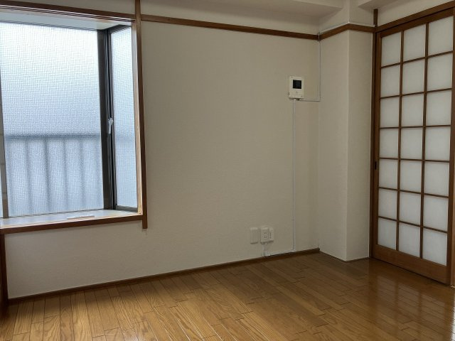 山田ビルの内装