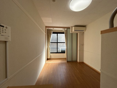 【居間・リビング】 | レオパレスルミエール西台 | ゆったり過ごせる居間です