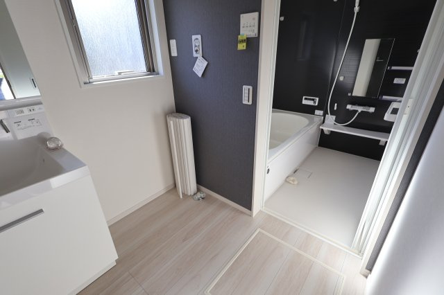 《仲介手数料無料》西区三橋６丁目85-4(全1戸)新築一戸建てFiTのランドリースペース