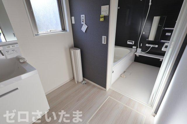 《仲介手数料無料》西区三橋６丁目85-4(全1戸)新築一戸建てFiTのランドリースペース