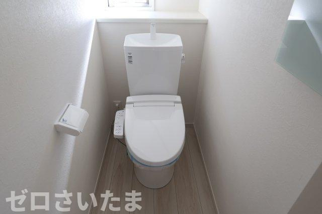 《仲介手数料無料》西区三橋６丁目85-4(全1戸)新築一戸建てFiTのトイレ