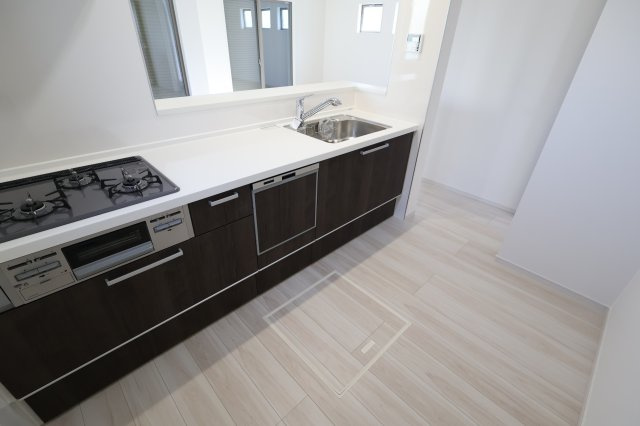 《仲介手数料無料》西区三橋６丁目85-4(全1戸)新築一戸建てFiTのキッチン