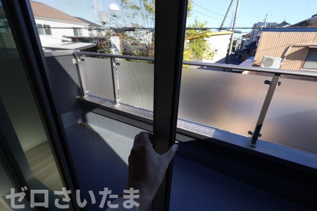《仲介手数料無料》西区三橋６丁目85-4(全1戸)新築一戸建てFiTのバルコニー|網戸付き