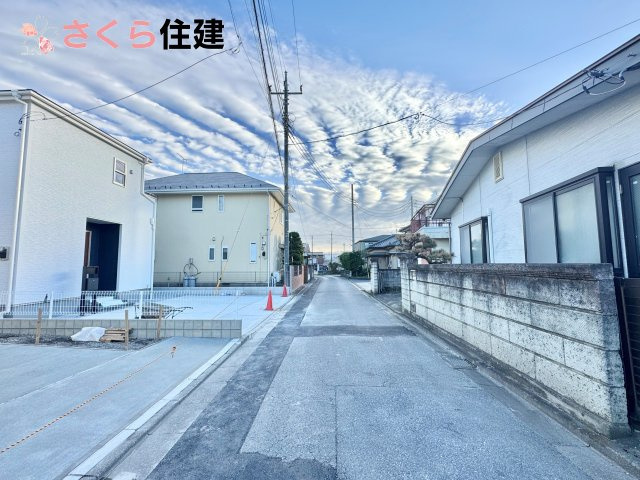 宇都宮宮の内第４　２号棟の玄関|玄関扉はスマートキー対応で、両手に荷物があっても楽に簡単開け閉め！もちろんモニター付きインターホン！